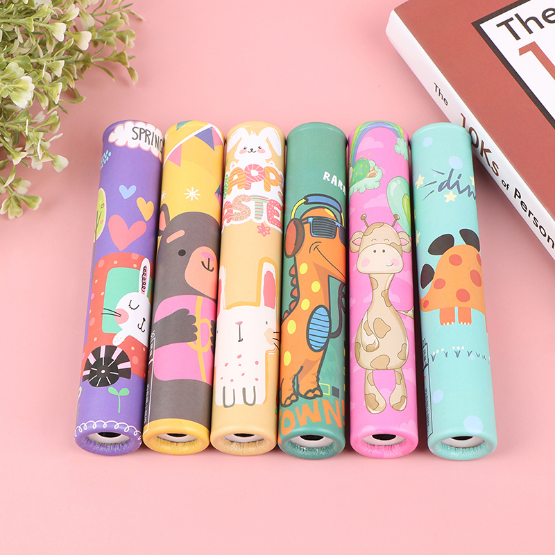 Barevný kaleidoskop krasohled